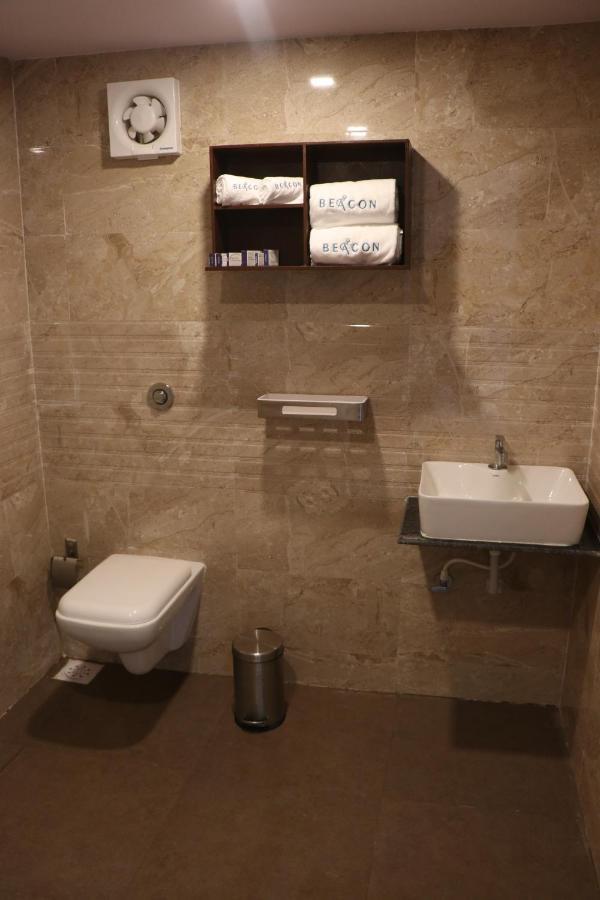 Nest Beacon Resort Daman Extérieur photo