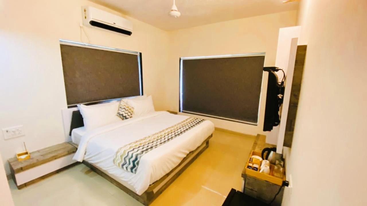 Nest Beacon Resort Daman Extérieur photo